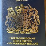 Compre un pasaporte biométrico del Reino Unido con todas las funciones y microchip: para todos los viajes