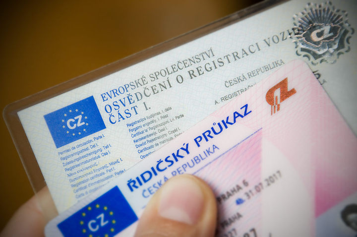 купить водительские права в чехии – Купить чешские права